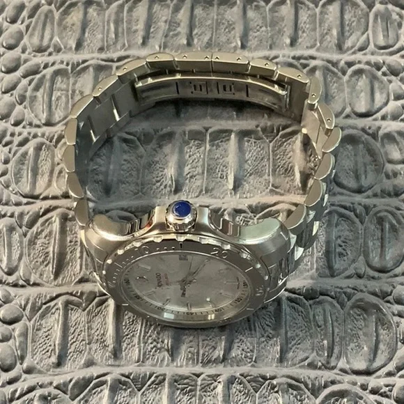 Movado watch series 800 silver dial series - Picture 3 of 5